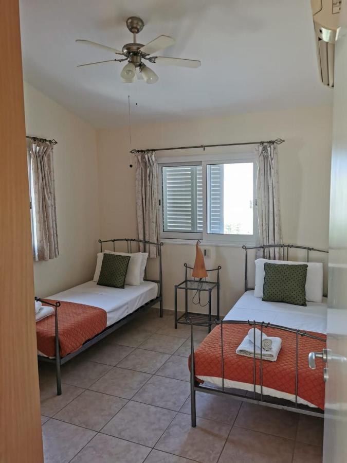 Vista Villa *